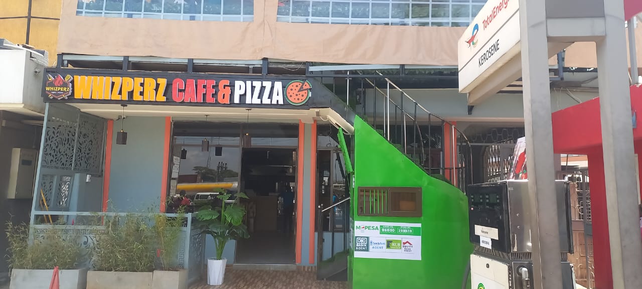 Whizperz cafe and pizza in donholm nairobi (2)